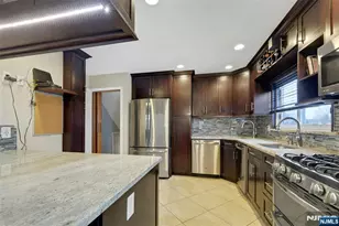 379 Wildrose Ave, Bergenfield, NJ 07621 - Photo 10