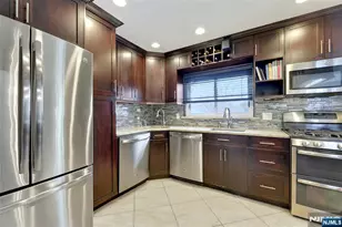 379 Wildrose Ave, Bergenfield, NJ 07621 - Photo 8