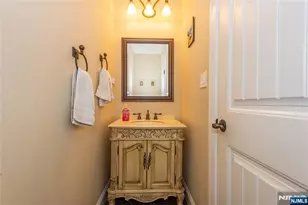 4 Kingsberry Ave, Westwood, NJ 07675 - Photo 8