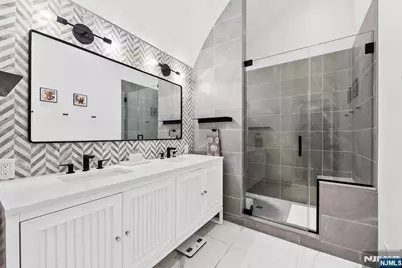 1101 Bloomfield Street B #B, Hoboken, NJ 07030 - Photo 18