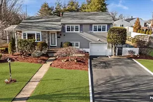 715 Bush Pl, Paramus, NJ 07652 - Photo 34