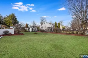 715 Bush Pl, Paramus, NJ 07652 - Photo 24