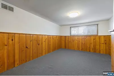 715 Bush Place, Paramus, NJ 07652 - Photo 12