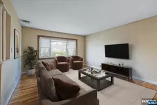 715 Bush Pl, Paramus, NJ 07652 - Photo 2