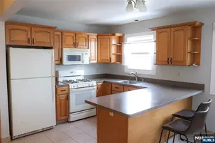 118 Hobart Ave, Rutherford, NJ 07070 - Photo 14