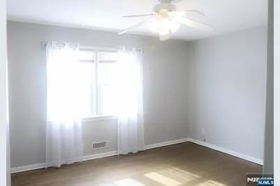 118 Hobart Avenue, Rutherford, NJ 07070 - Photo 24