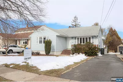 118 Hobart Avenue, Rutherford, NJ 07070 - Photo 4