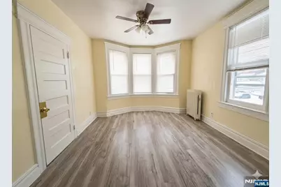 32 Harrison Avenue, West Orange Township, NJ 07052 - Photo 2
