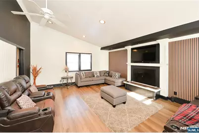 648 Spring Valley Road, Maywood, NJ 07607 - Photo 10