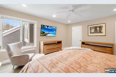 19 Crescent Hollow Court, Ramsey, NJ 07446 - Photo 40