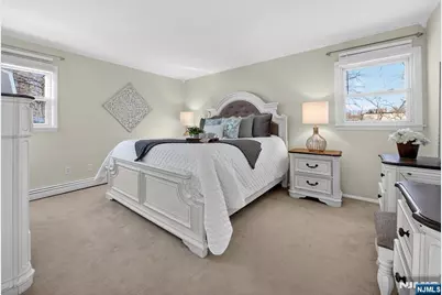 33 Sherwood Drive, Ramsey, NJ 07446 - Photo 10