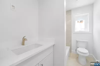 762 Williams Place B #B, Cliffside Park, NJ 07010 - Photo 20