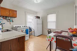 99 Kansas St, Hackensack, NJ 07601 - Photo 10