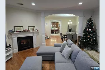 227B 5th B #B, Palisades Park, NJ 07650 - Photo 2