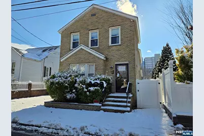 282 Harding Avenue 2nd Fl #2nd Fl, Teaneck Township, NJ 07666 - Photo 1