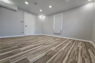 282 Harding Ave 2nd Fl, Teaneck Township, NJ 07666 - Photo 10