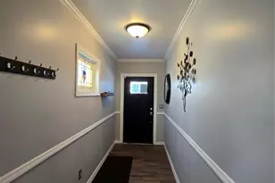 282 Harding Ave 2nd Fl, Teaneck Township, NJ 07666 - Photo 2