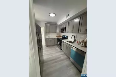 146 Maple Street 2 #2, Kearny, NJ 07032 - Photo 10