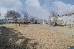 314 Garibaldi Ave 1, Lodi, NJ 07644 - Photo 4