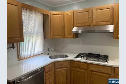 262 Saddle River Road 2 #2, Saddle Brook Township, NJ 07663 - Photo 14