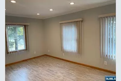 262 Saddle River Road 2 #2, Saddle Brook Township, NJ 07663 - Photo 10