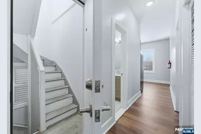 913 S 18th Street 2 #2, Newark, NJ 07108 - Photo 8