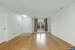 342 Village Ct, Fort Lee, NJ 07024 - Photo 6