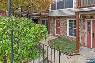 342 Village Ct, Fort Lee, NJ 07024 - Photo 2