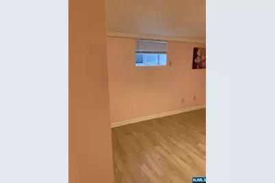 272 Day Avenue, Fairview, NJ 07022 - Photo 4