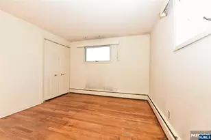 96 Grove St, Waldwick, NJ 07463 - Photo 16