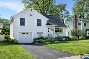 96 Grove St, Waldwick, NJ 07463 - Photo 1