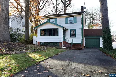 160 Pinewood Place, Teaneck Township, NJ 07666 - Photo 1