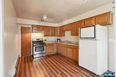 1207 Anderson Avenue, Fort Lee, NJ 07024 - Photo 16