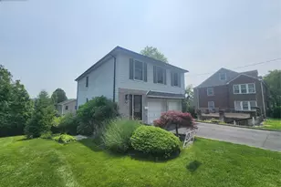 194 8th St, Cresskill, NJ 07626 - Photo 2