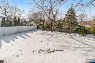 490 Albert Pl, New Milford, NJ 07646 - Photo 44