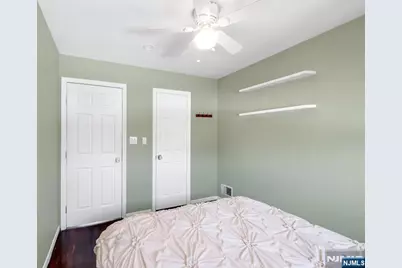 490 Albert Place, New Milford, NJ 07646 - Photo 30