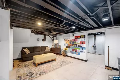 490 Albert Place, New Milford, NJ 07646 - Photo 38