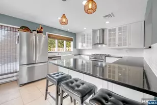 490 Albert Pl, New Milford, NJ 07646 - Photo 14