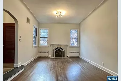 695 Palisade Avenue, Cliffside Park, NJ 07010 - Photo 4