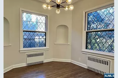 695 Palisade Avenue, Cliffside Park, NJ 07010 - Photo 8