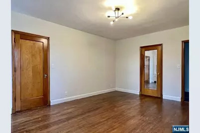 695 Palisade Avenue, Cliffside Park, NJ 07010 - Photo 16