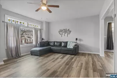 107 Huntington Terrace, Newark, NJ 07112 - Photo 14