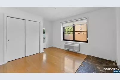 2348 Linwood Avenue 1K #1K, Fort Lee, NJ 07024 - Photo 10