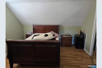 127 Glenwild Avenue, Bloomingdale, NJ 07403 - Photo 12