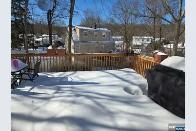 127 Glenwild Avenue, Bloomingdale, NJ 07403 - Photo 6