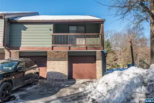 7 Summit, Clinton, NJ 08801 - Photo 2