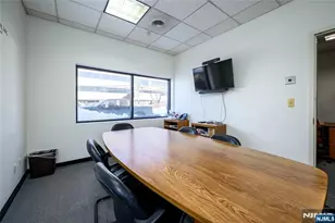 307 W Pleasantview Ave, Hackensack, NJ 07601 - Photo 20