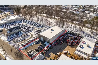 307 Pleasantview Avenue, Hackensack, NJ 07601 - Photo 4