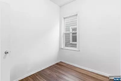 371 Badger Avenue, Newark, NJ 07112 - Photo 10