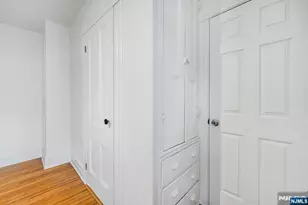 32 Forest Street 2, Montclair, NJ 07042 - Photo 8